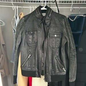 BKE buckle leather jacket! In really good condition!